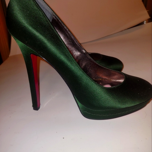 Paris Hilton stilettos, size 10 medium, green satin, euc - Picture 4 of 7